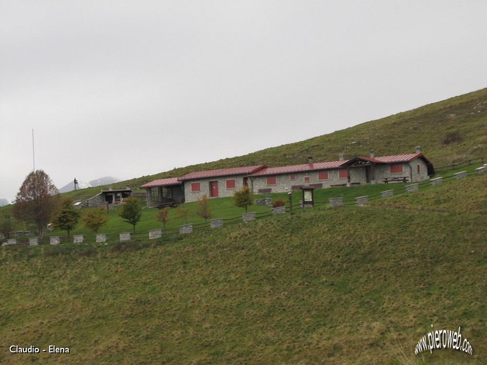 03 Rifugio Monte Vaccaro.JPG